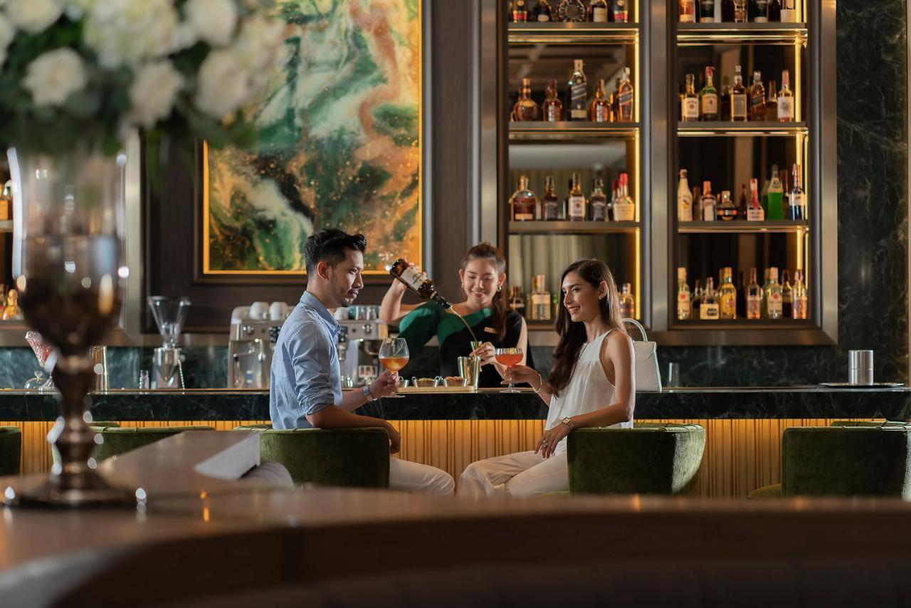 The Landmark Bangkok Luaran gambar The Bar